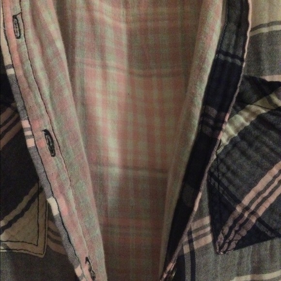 Seven7 Plaid Shirt- Large - Picture 5 of 7